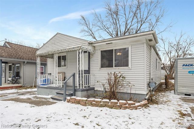 11076 Essex Avenue, Warren, MI 48089