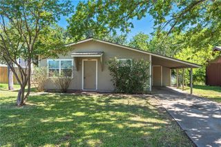 204 Richards Street, College Station, TX 77840