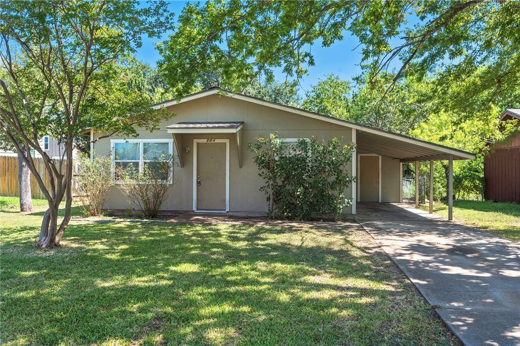 204 Richards Street, College Station, TX 77840