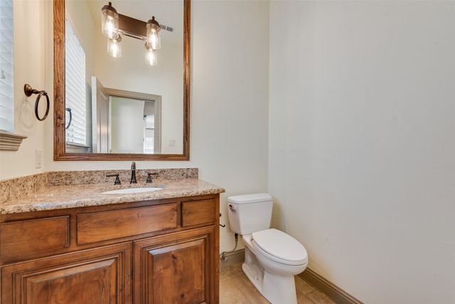 10543 Steinbeck Lane, Irving, TX 75063