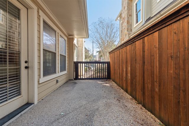 10543 Steinbeck Lane, Irving, TX 75063