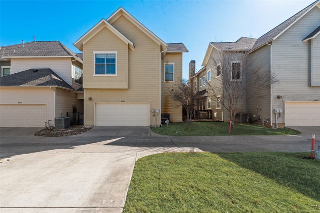 10543 Steinbeck Lane, Irving, TX 75063