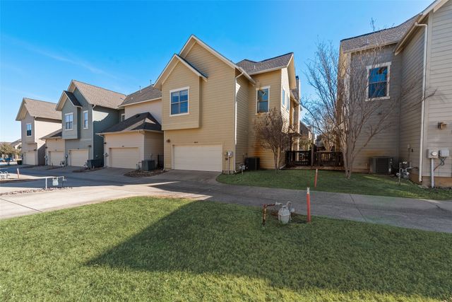 10543 Steinbeck Lane, Irving, TX 75063