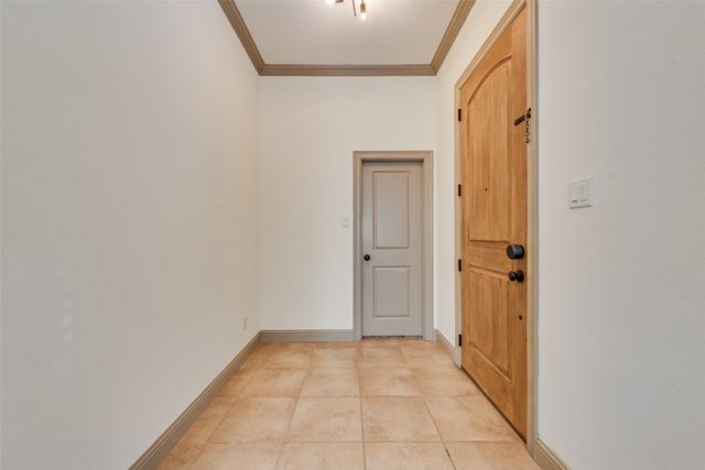 10543 Steinbeck Lane, Irving, TX 75063