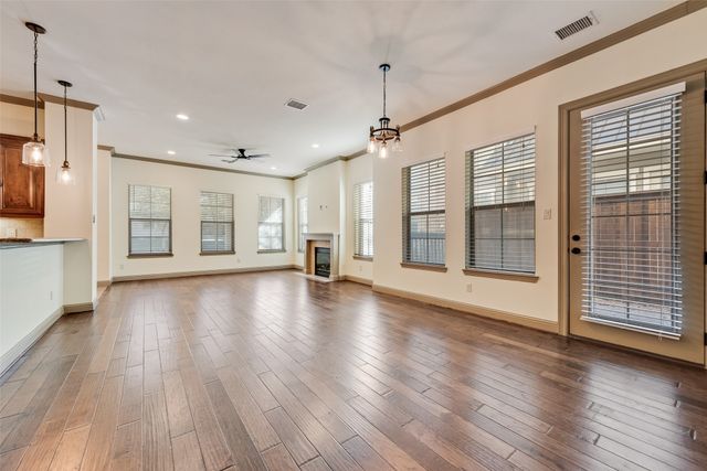 10543 Steinbeck Lane, Irving, TX 75063