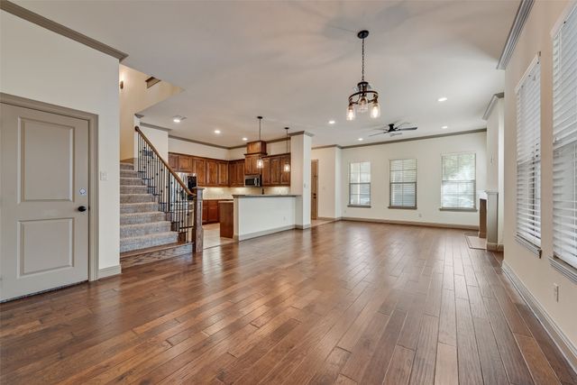 10543 Steinbeck Lane, Irving, TX 75063