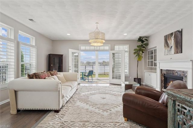 210 Stowe DR # 72, Suffolk, VA 23435