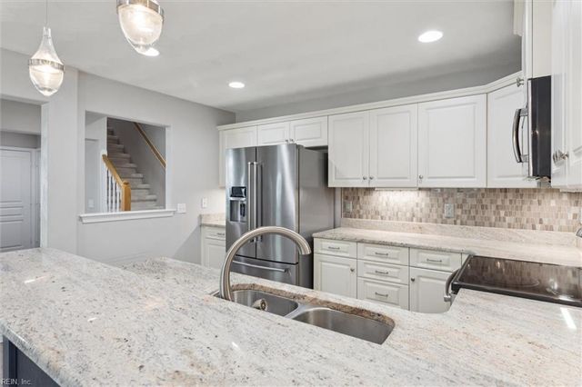 210 Stowe DR # 72, Suffolk, VA 23435