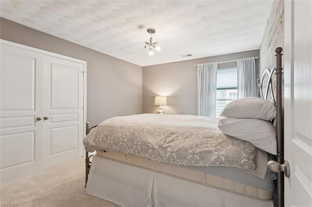 210 Stowe DR # 72, Suffolk, VA 23435