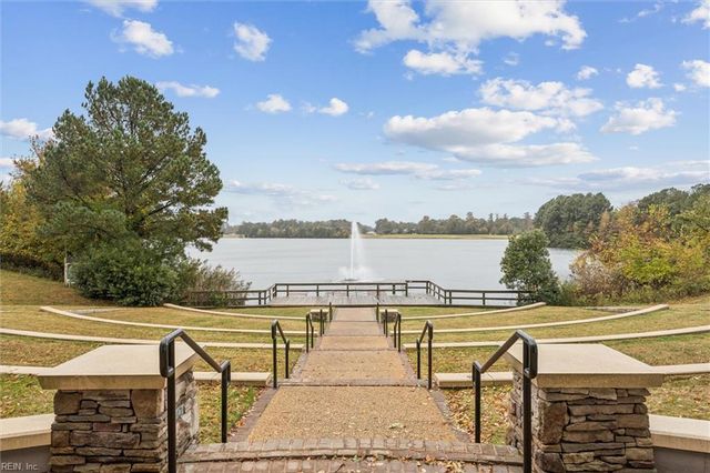 210 Stowe DR # 72, Suffolk, VA 23435