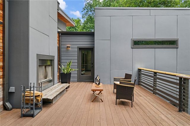 242 Valley Ridge Drive, Roswell, GA 30075