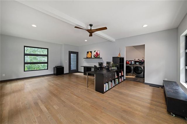 242 Valley Ridge Drive, Roswell, GA 30075