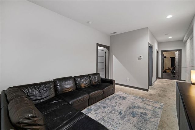 242 Valley Ridge Drive, Roswell, GA 30075