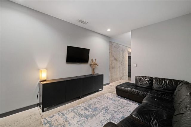 242 Valley Ridge Drive, Roswell, GA 30075