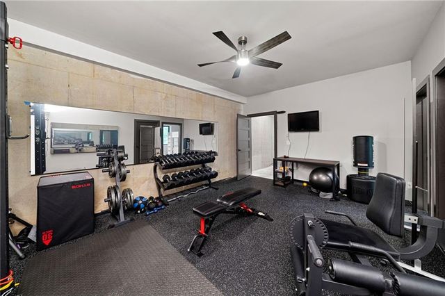 242 Valley Ridge Drive, Roswell, GA 30075