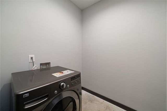 242 Valley Ridge Drive, Roswell, GA 30075