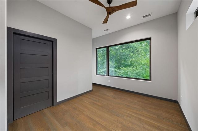 242 Valley Ridge Drive, Roswell, GA 30075
