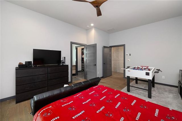 242 Valley Ridge Drive, Roswell, GA 30075