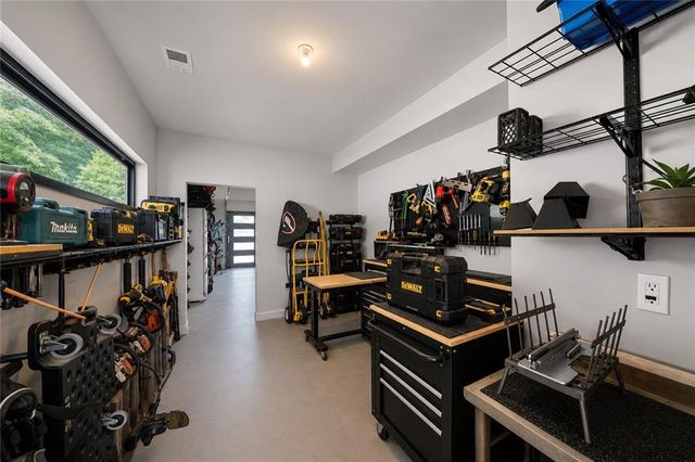 242 Valley Ridge Drive, Roswell, GA 30075