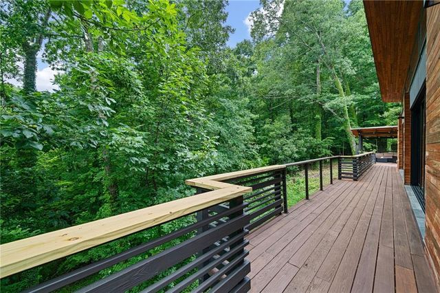 242 Valley Ridge Drive, Roswell, GA 30075