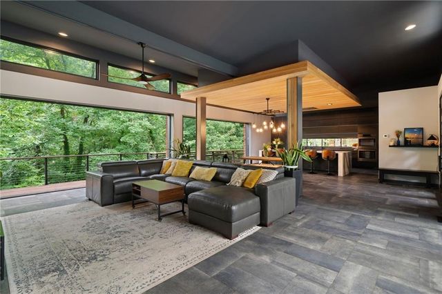 242 Valley Ridge Drive, Roswell, GA 30075