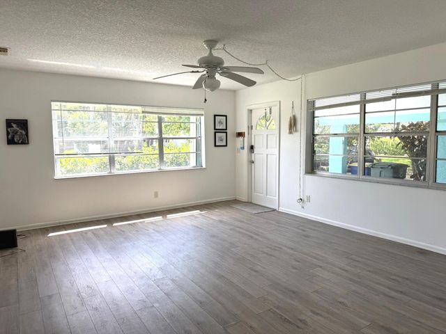 1115 Hernando Street B, Fort Pierce, FL 34949