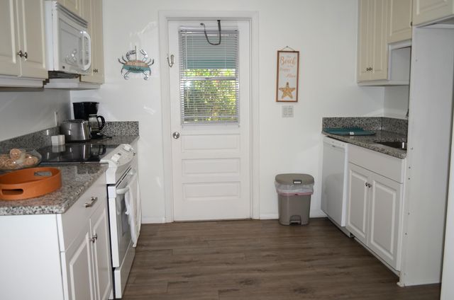 1115 Hernando Street B, Fort Pierce, FL 34949