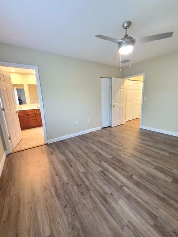 1952 Flamingo Place, Riviera Beach, FL 33404