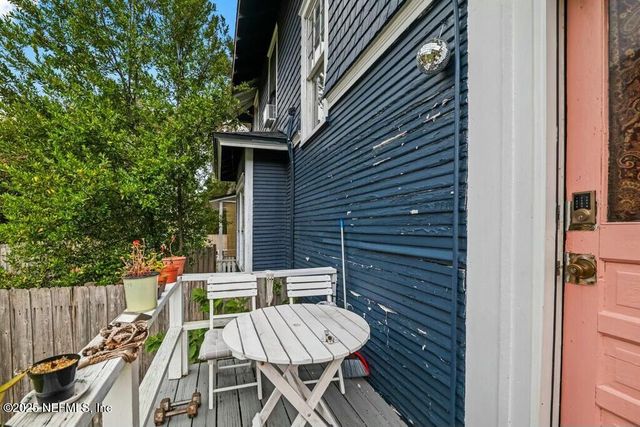 2203 COLLEGE Street, Jacksonville, FL 32204