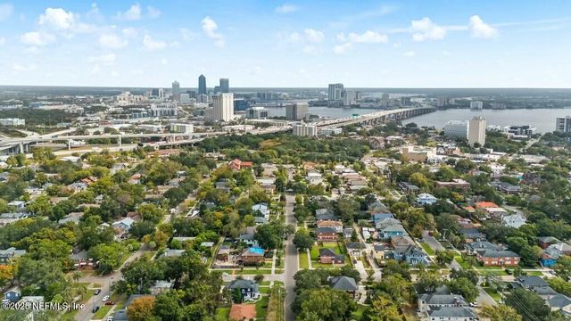 2203 COLLEGE Street, Jacksonville, FL 32204