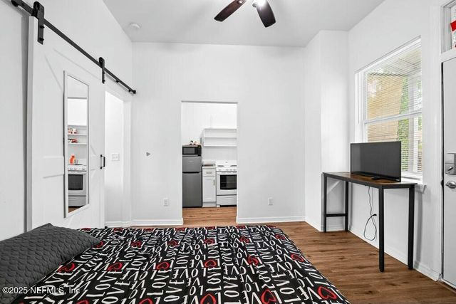 2203 COLLEGE Street, Jacksonville, FL 32204