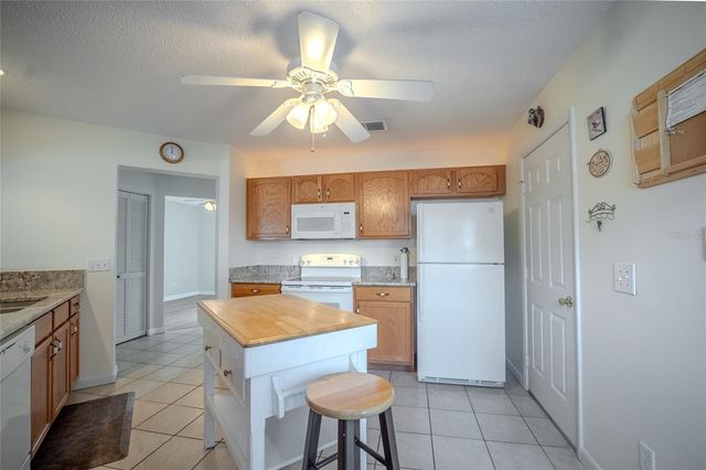 9485 SW 92ND STREET ROAD, Ocala, FL 34481