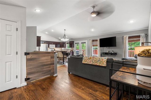 127 Ezekiel Court, Hillsboro, MO 63050