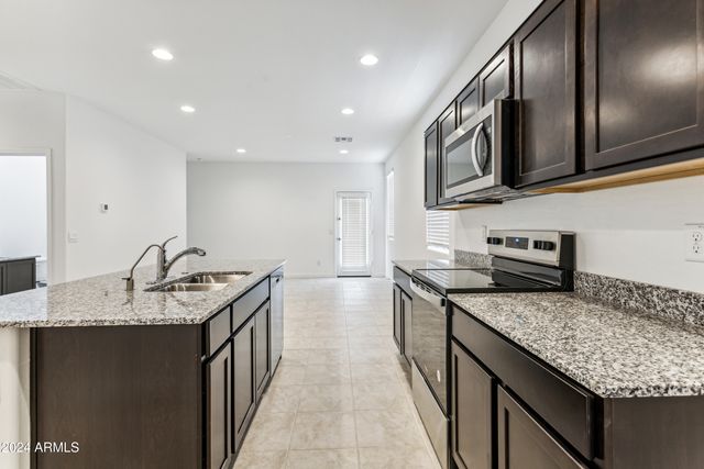 11908 E LUPINE Lane, Florence, AZ 85132