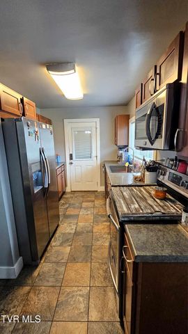 116 Barker Avenue, Wise, VA 24293