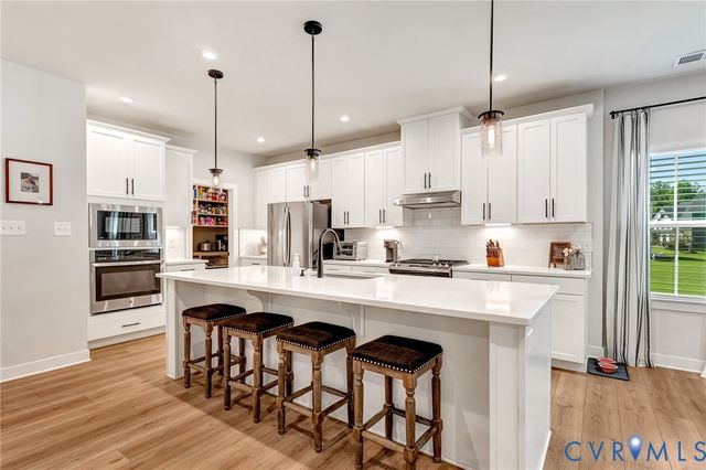9543 Halifax Green Dr, Mechanicsville, VA 23116