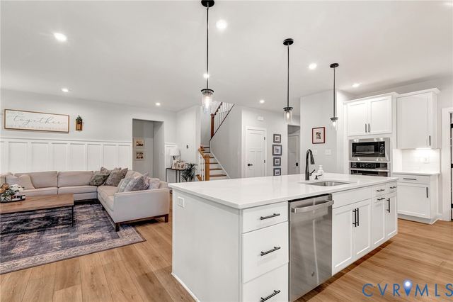 9543 Halifax Green Dr, Mechanicsville, VA 23116