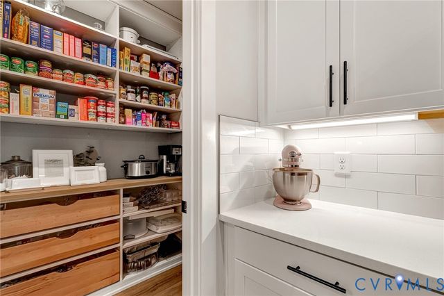 9543 Halifax Green Dr, Mechanicsville, VA 23116