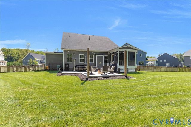 9543 Halifax Green Dr, Mechanicsville, VA 23116