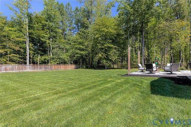 9543 Halifax Green Dr, Mechanicsville, VA 23116