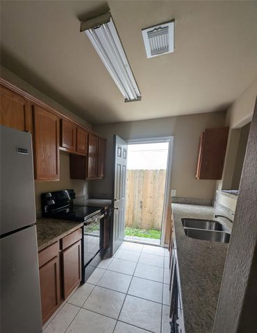 3006 La Estancia Lane, Houston, TX 77093