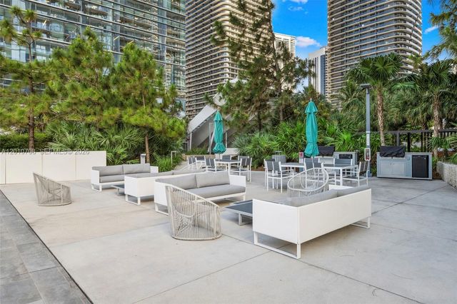 88 SW 7th Street 809, Miami, FL 33130