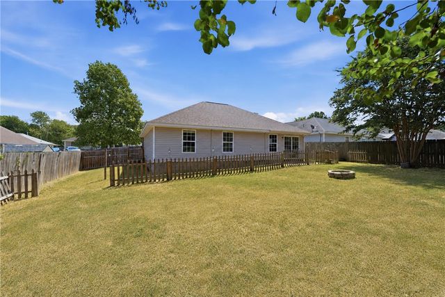 20765 Justin Drive, Springdale, AR 72764