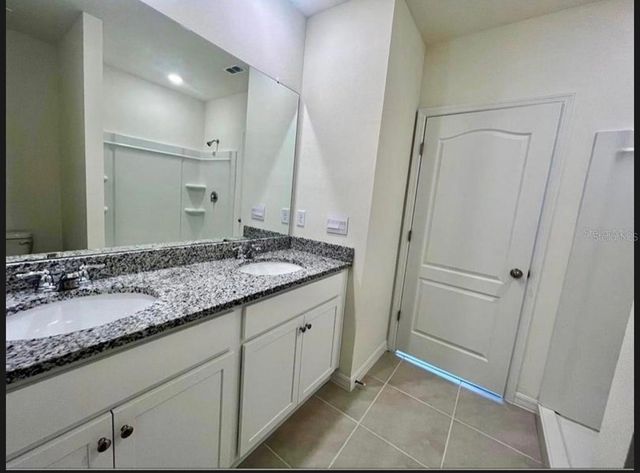 2432 RIBBON FALL AVENUE, Davenport, FL 33837
