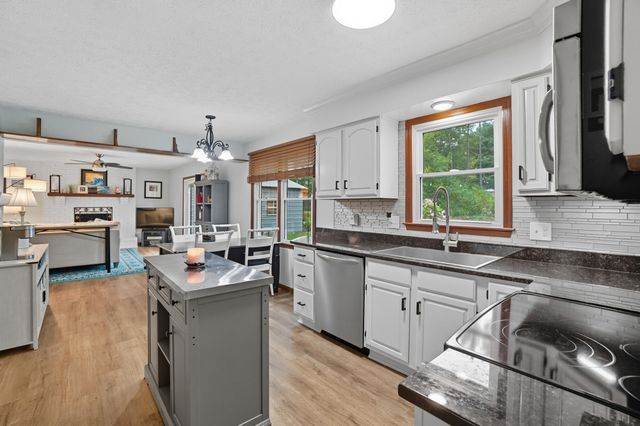 1316 Ashford Drive, Florence, KY 41042