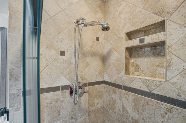 1316 Ashford Drive, Florence, KY 41042