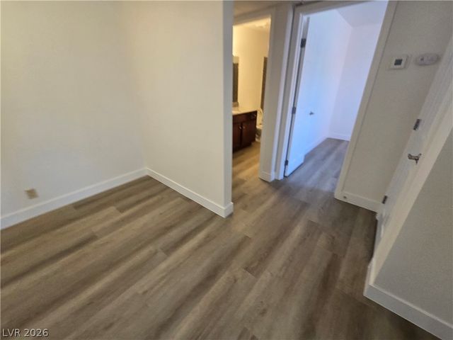 5020 Indian River Drive 430, Las Vegas, NV 89103