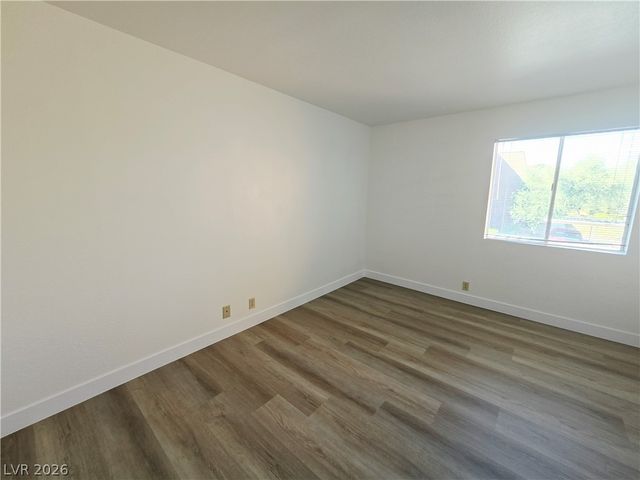 5020 Indian River Drive 430, Las Vegas, NV 89103