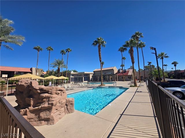 5020 Indian River Drive 430, Las Vegas, NV 89103