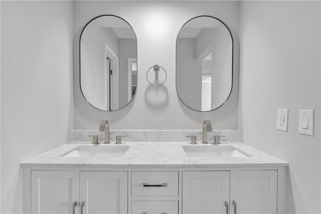 30 Plantation Drive 104, Vero Beach, FL 32966